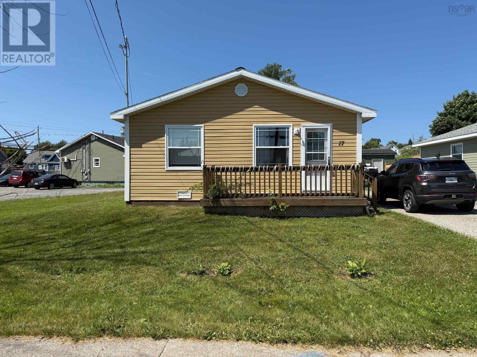 17 Catherine Street, Sydney, Nova Scotia  B1N 2W2 - Photo 1 - 202517621