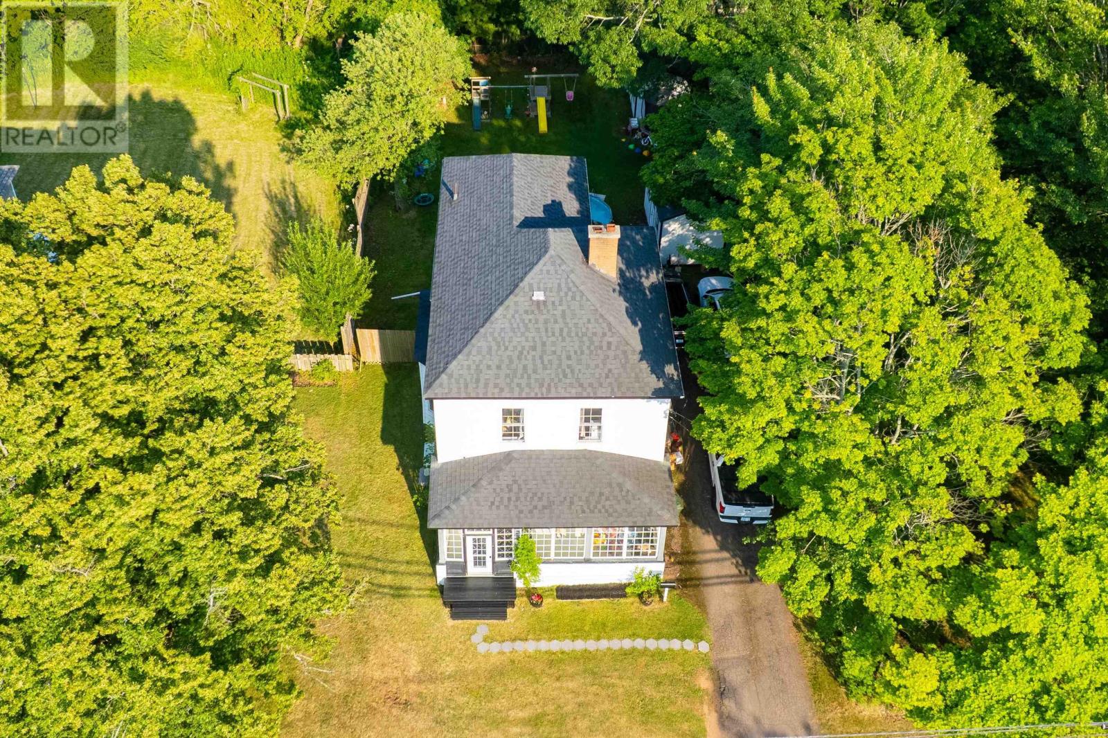 Property at 42 Victoria Street W image 2