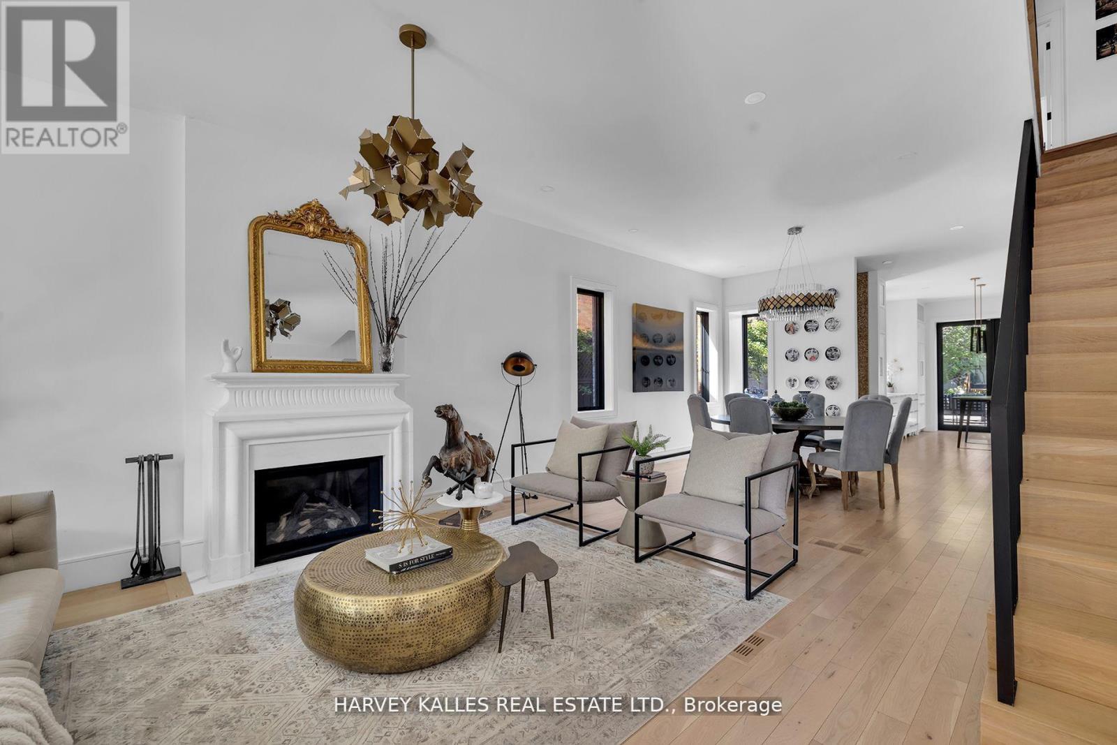 Property at 274 CARLTON STREET image 5