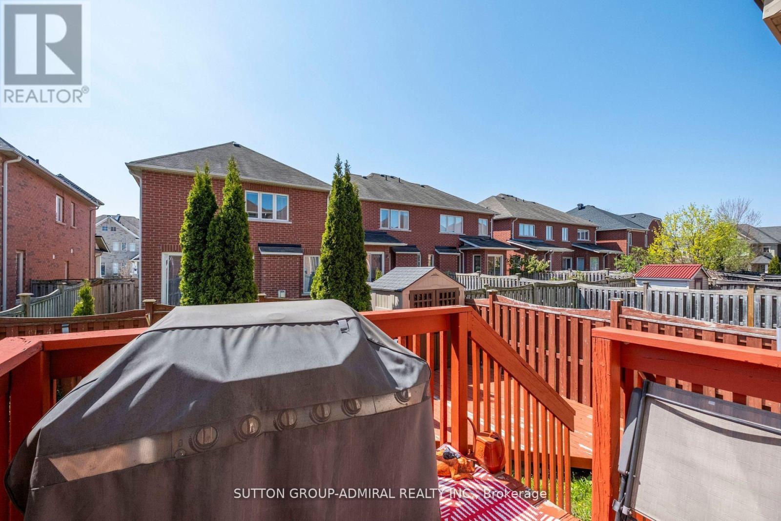 11 Thistle Avenue, Richmond Hill, Ontario  L4E 0B6 - Photo 37 - N12323689