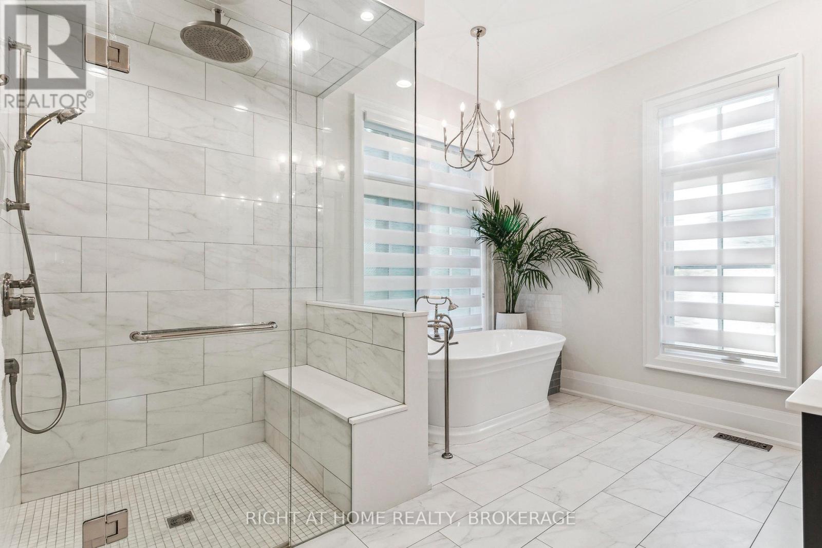 2606 Harvestmoon Lane, Burlington, Ontario  L7P 0N5 - Photo 14 - W12188487