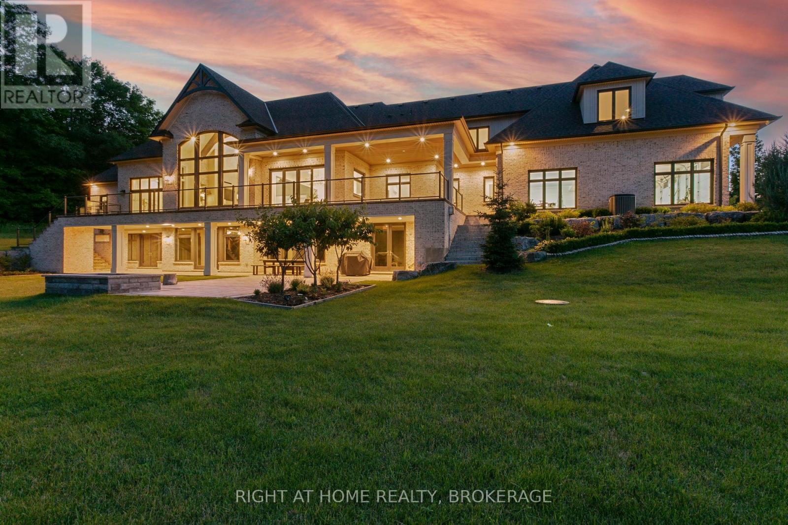 2606 Harvestmoon Lane, Burlington, Ontario  L7P 0N5 - Photo 33 - W12188487