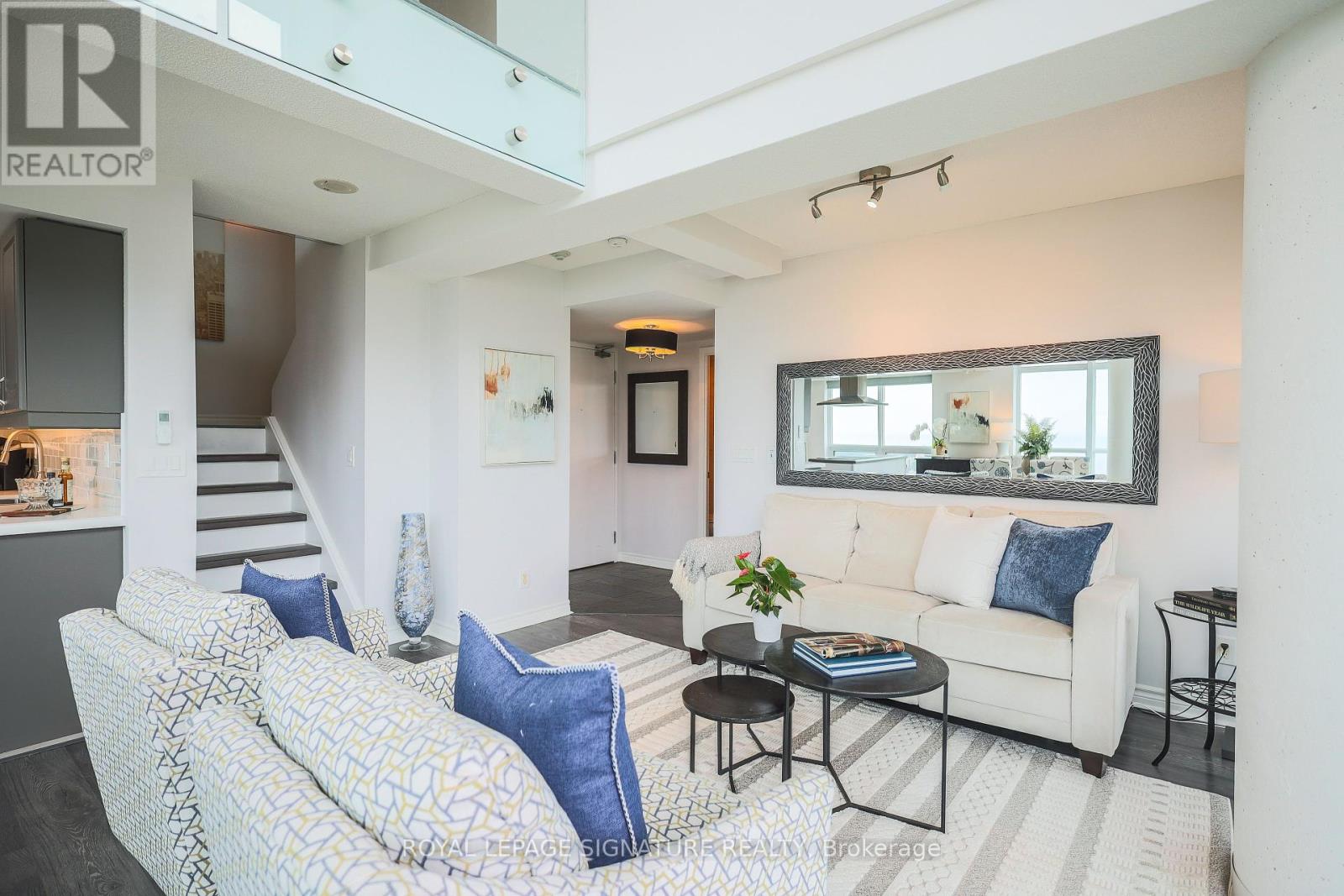 2304 - 155 Legion Road N, Toronto, Ontario  M8Y 0A7 - Photo 3 - W12323692