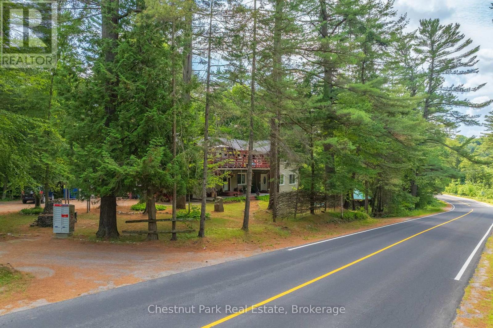 869 Muskoka Road 10, Huntsville, Ontario  P0B 1L0 - Photo 36 - X12323745