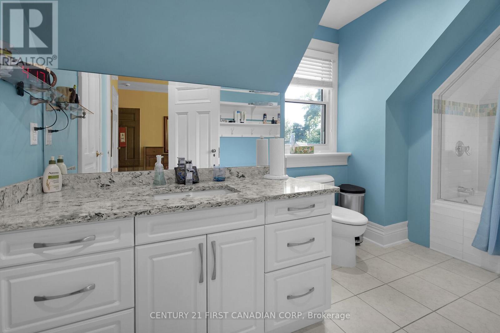191 Cheapside Street, London East, Ontario  N6A 1Z9 - Photo 36 - X12304225