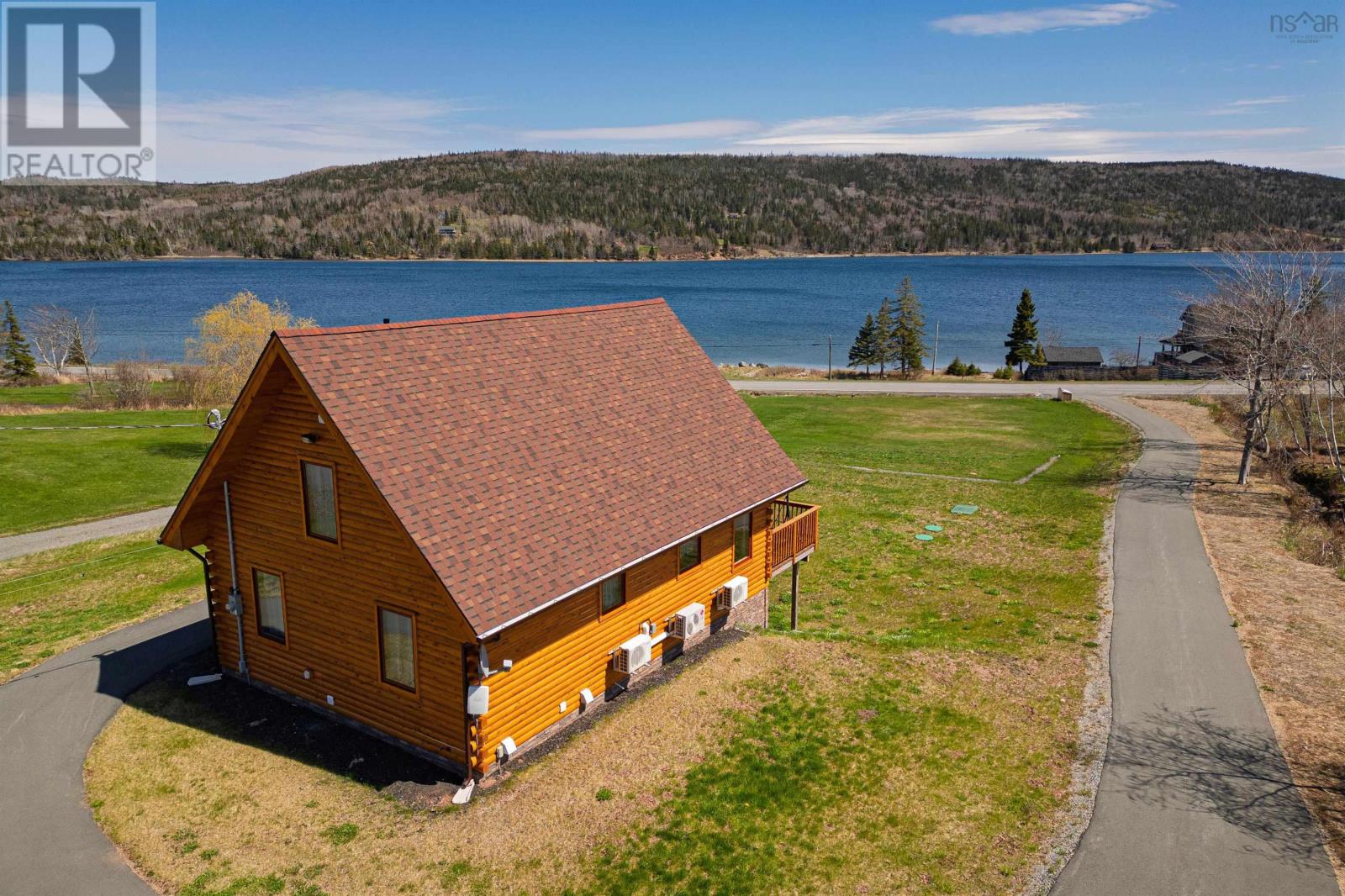 1005 Highway 205, Baddeck Bay, Nova Scotia  B0E 1B0 - Photo 2 - 202509898