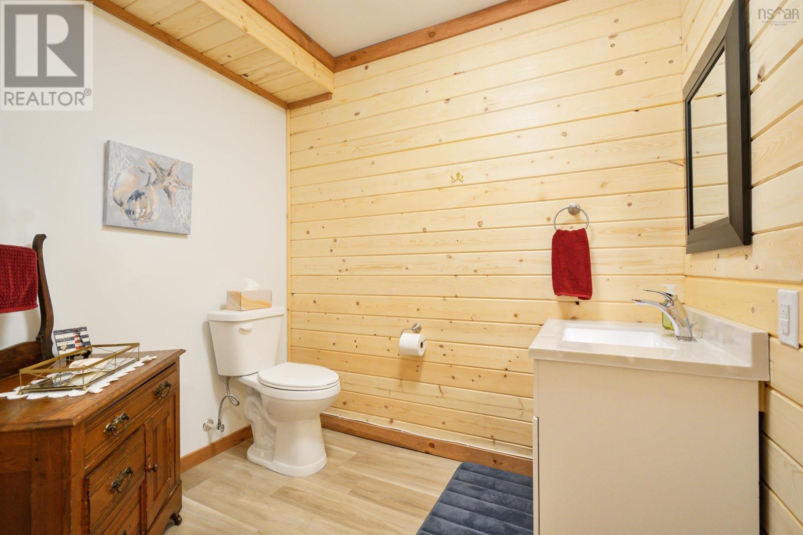 1005 Highway 205, Baddeck Bay, Nova Scotia  B0E 1B0 - Photo 33 - 202509898