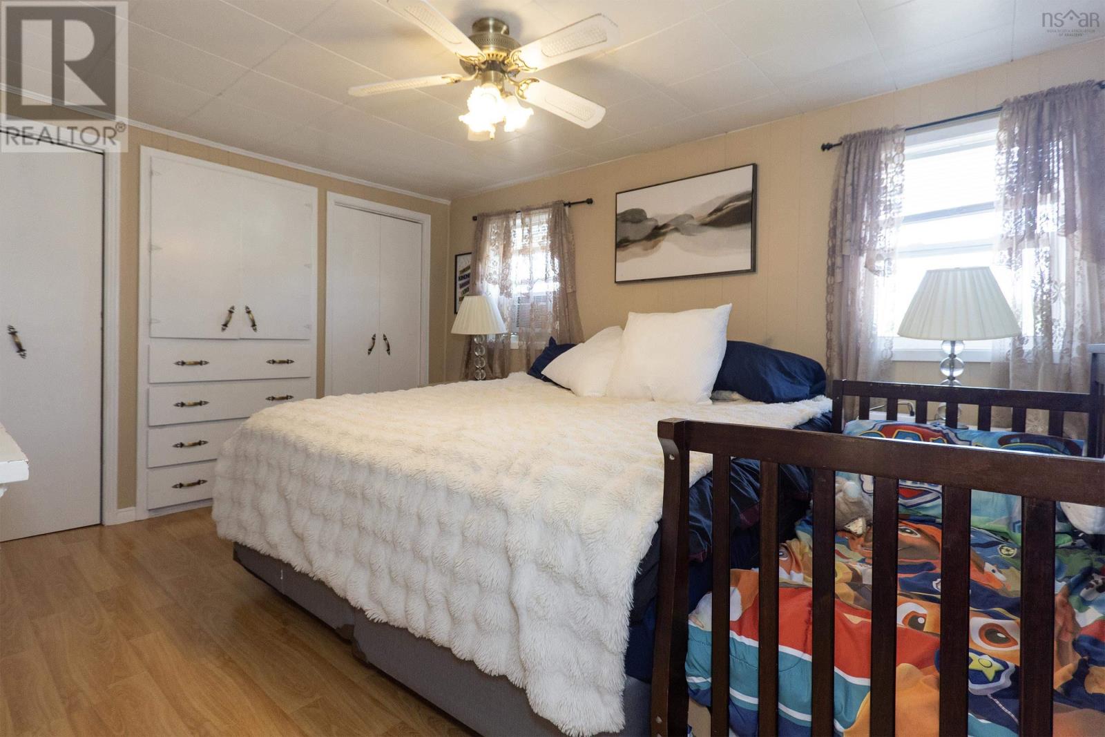 10 Minto Street, Amherst, Nova Scotia  B4H 1H2 - Photo 34 - 202518416