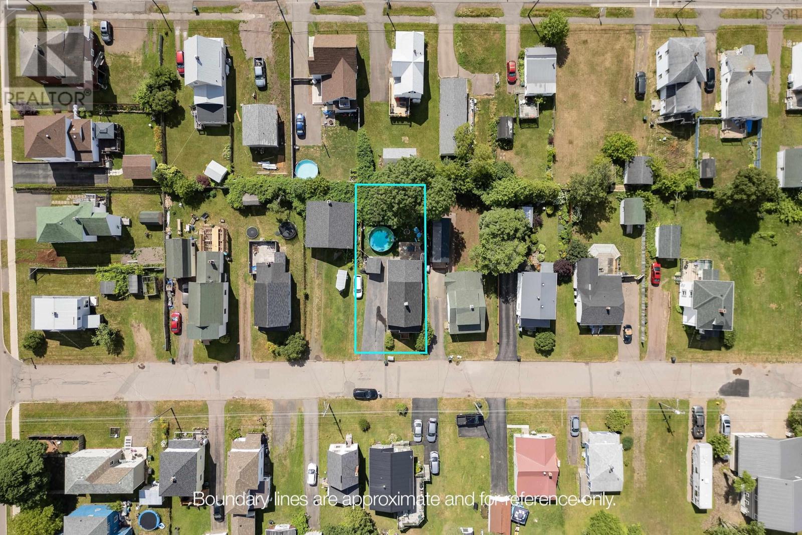 10 Minto Street, Amherst, Nova Scotia  B4H 1H2 - Photo 6 - 202518416