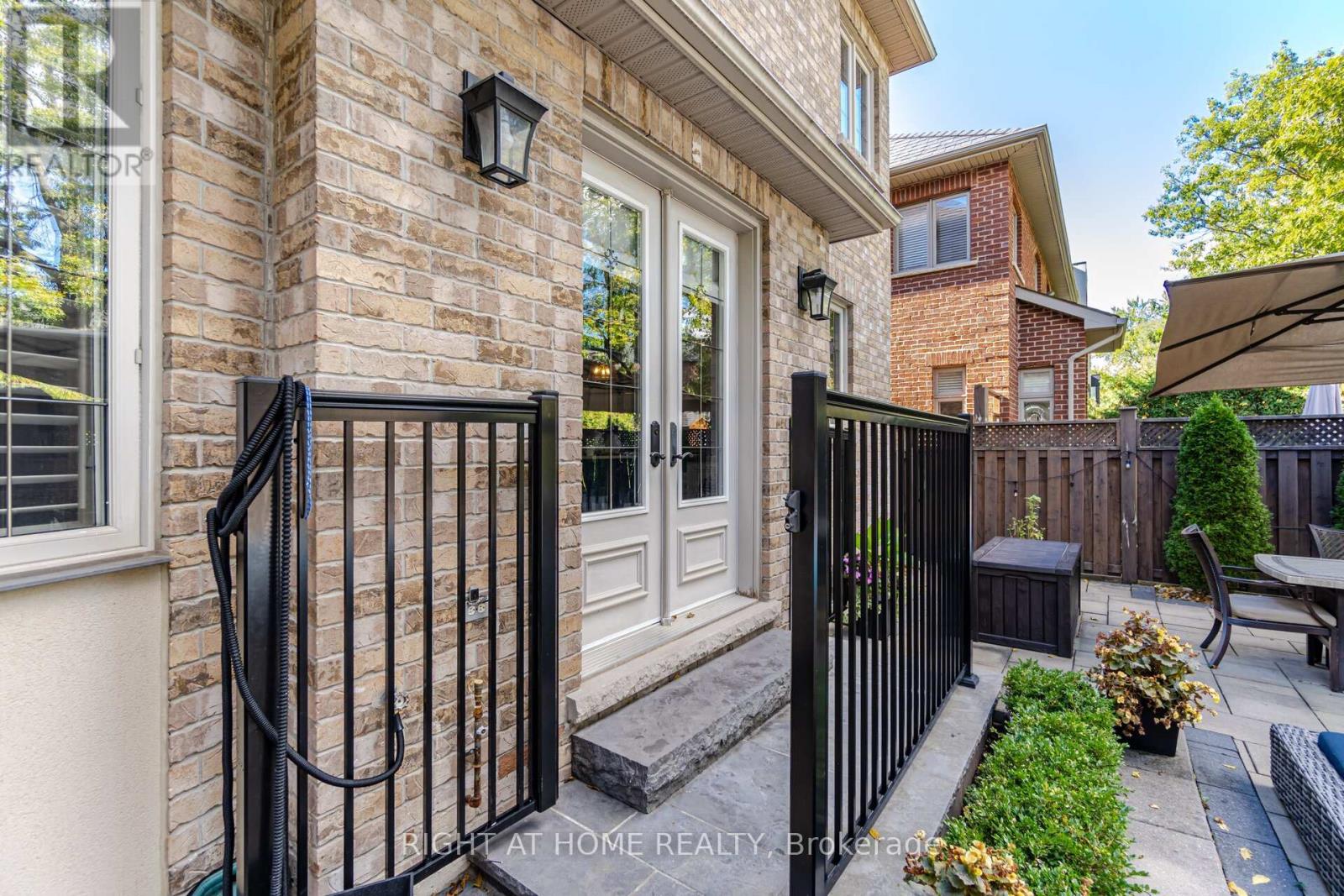 58 Johnston Avenue, Toronto, Ontario  M2N 1G8 - Photo 6 - C12323721