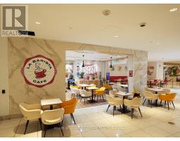 12 ST. CLAIR AVENUE E, Toronto, Ontario