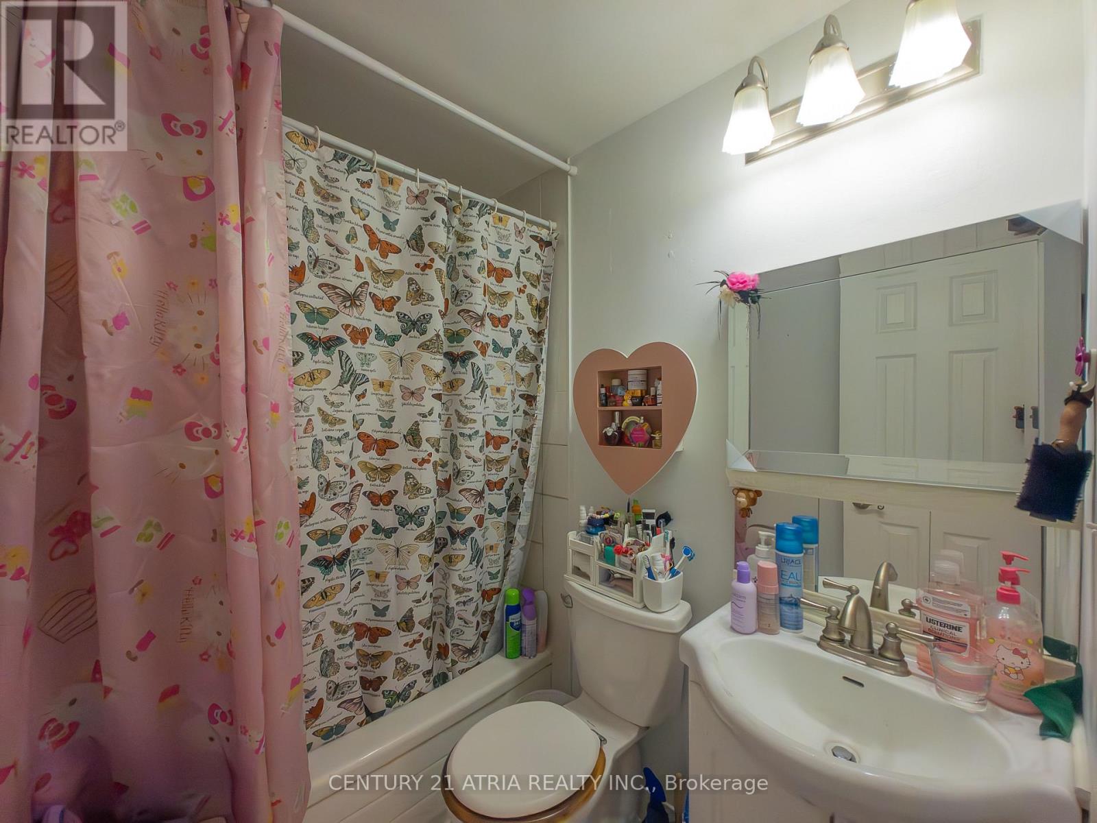 105 - 88 Charles Street E, Toronto, Ontario  M4Y 2W7 - Photo 10 - C12323733
