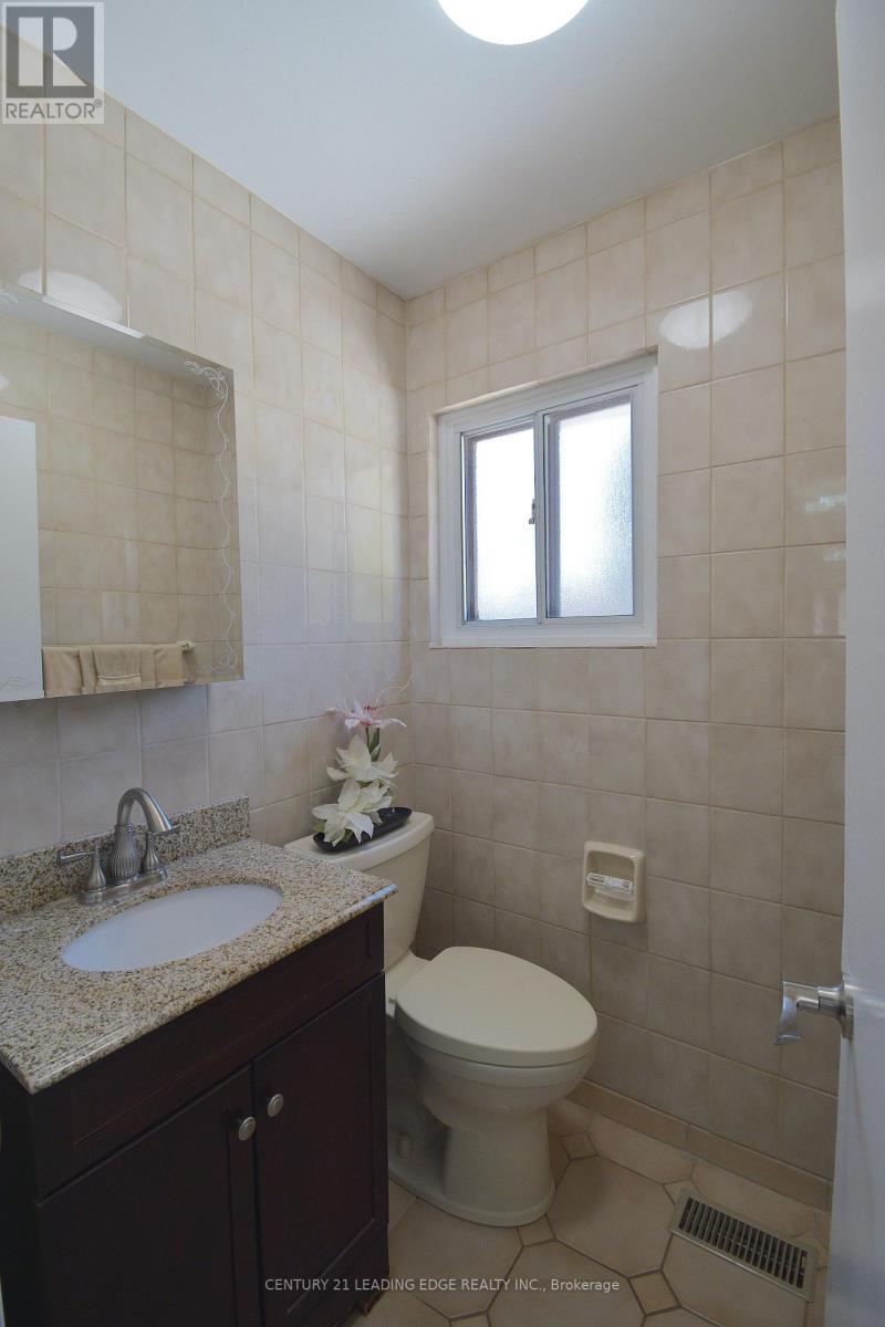 54 Avonwick Gate, Toronto (Parkwoods-Donalda), Ontario  M3A 2M6 - Photo 18 - C12323735