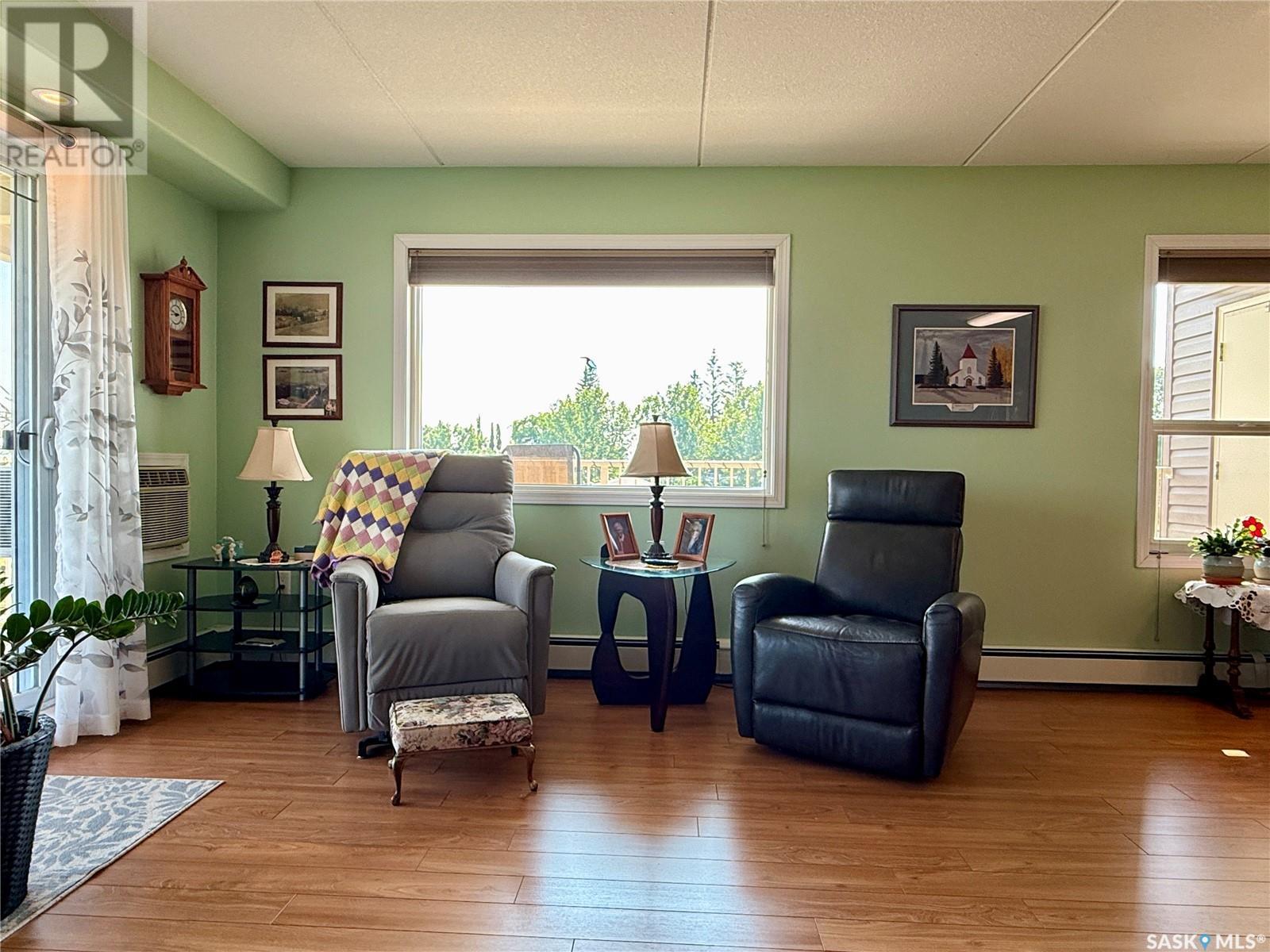 207 2 18th Street, Battleford, Saskatchewan  S0M 0E0 - Photo 5 - SK014618