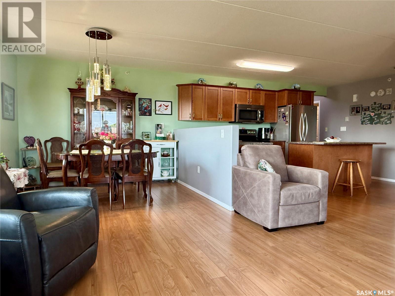 207 2 18th Street, Battleford, Saskatchewan  S0M 0E0 - Photo 6 - SK014618