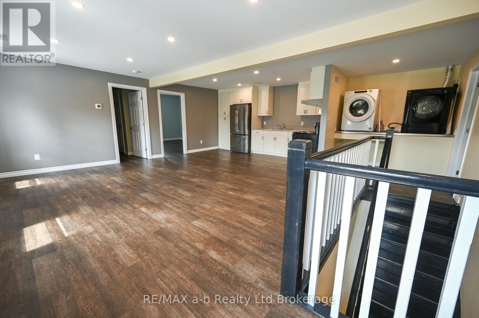 226 Middle Townline Road, Brant, Ontario  N0E 1E0 - Photo 29 - X12323834