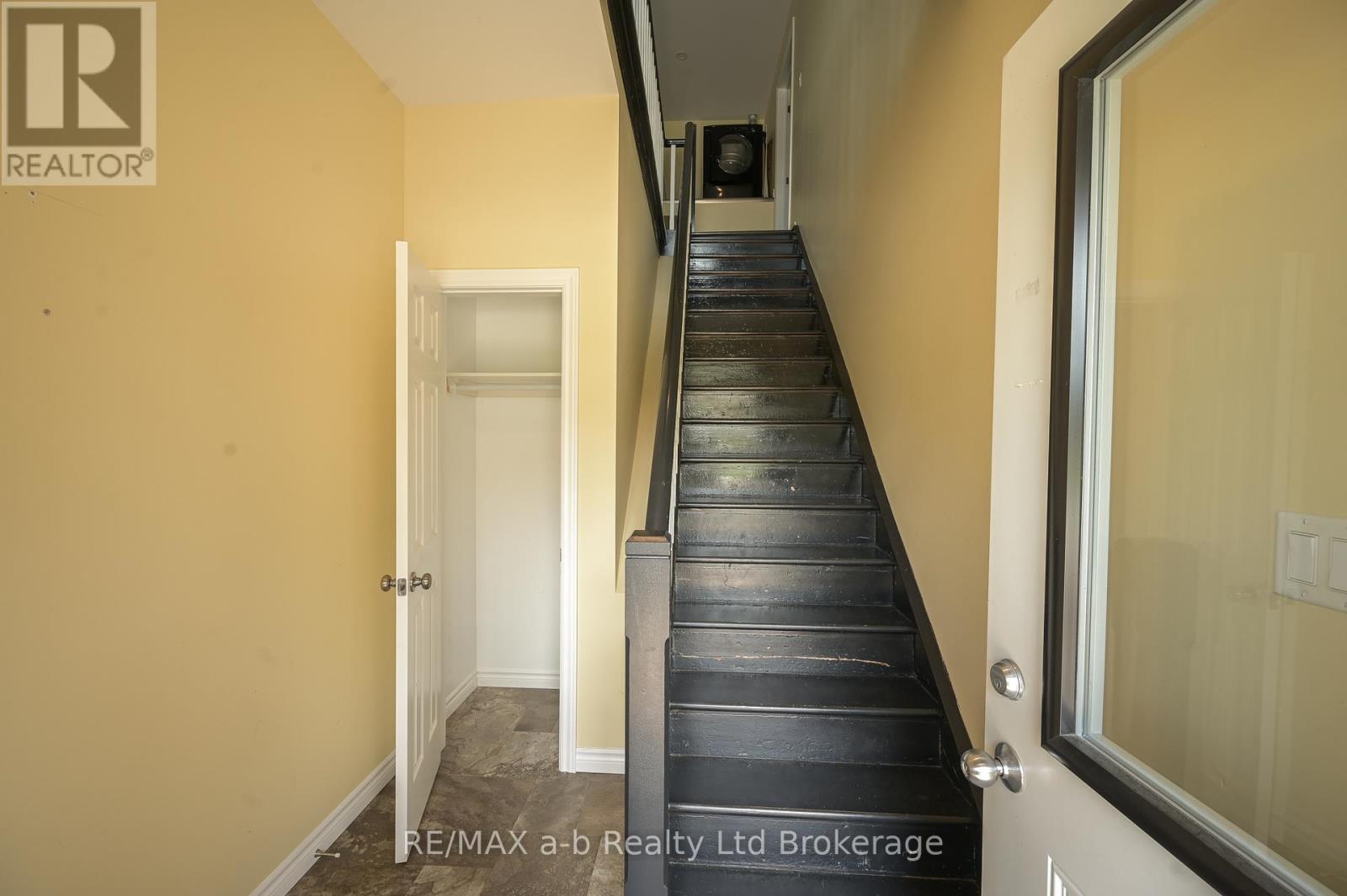 226 Middle Townline Road, Brant, Ontario  N0E 1E0 - Photo 32 - X12323834