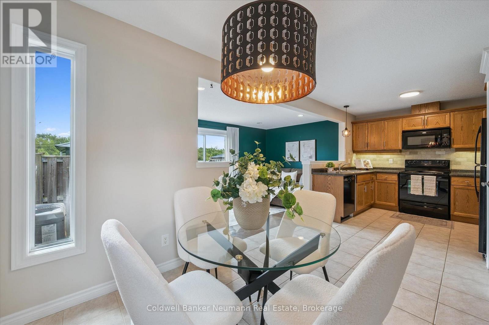 320 Severn Drive, Guelph, Ontario  N1E 0E9 - Photo 15 - X12323787