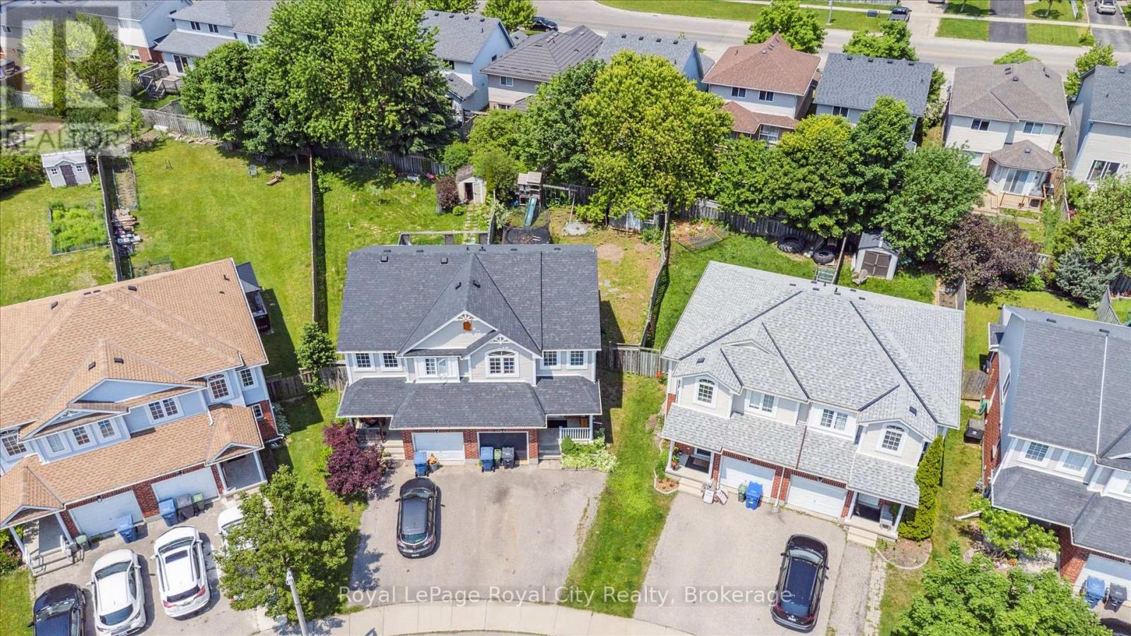86 Swift Crescent, Guelph, Ontario  N1E 7J1 - Photo 2 - X12323789