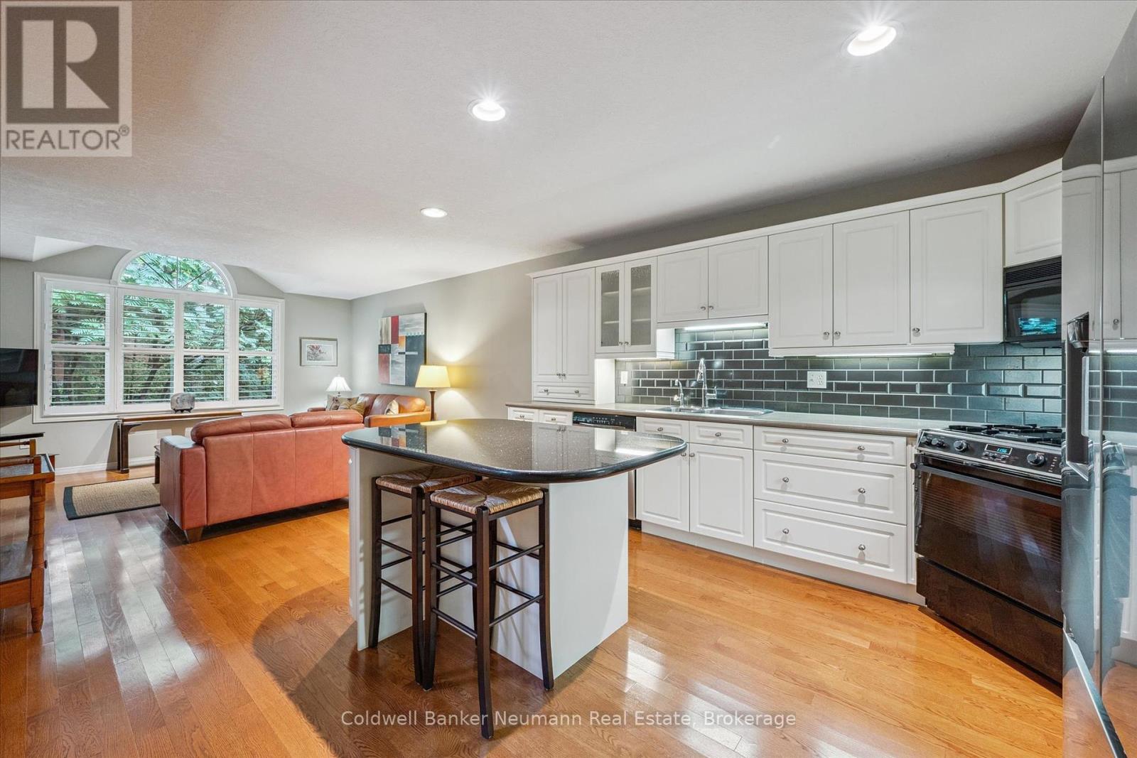 17 - 784 Gordon Street, Guelph, Ontario  N1G 5C8 - Photo 8 - X12323847