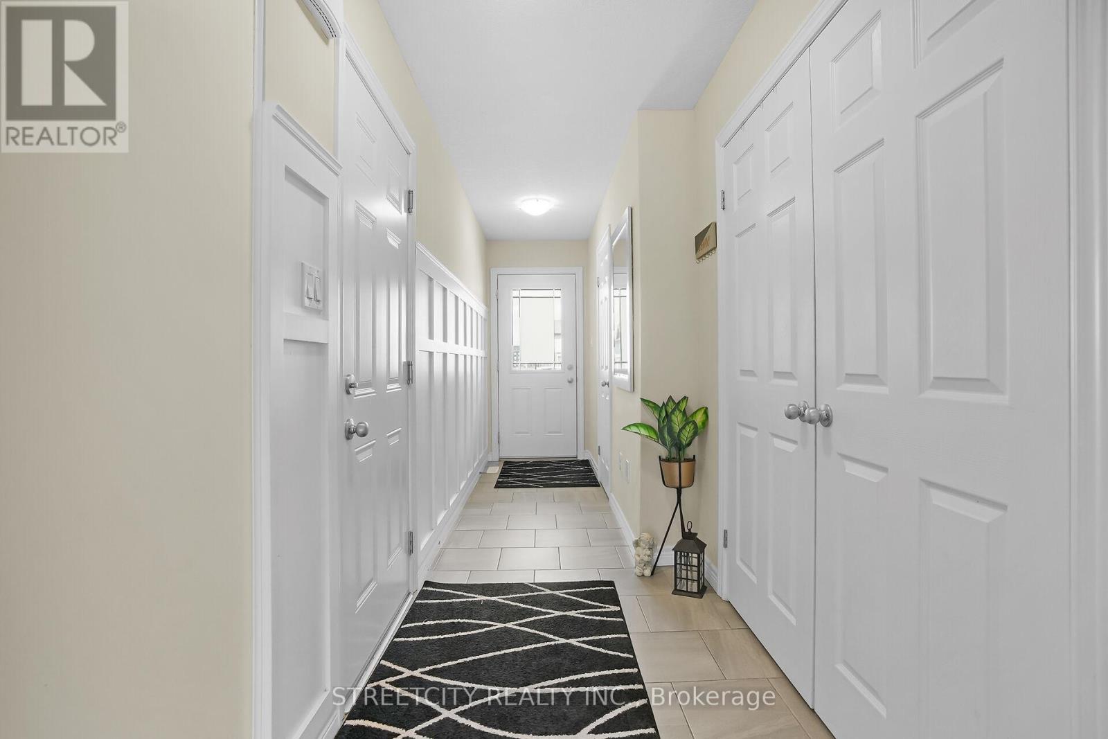 11 - 1220 Riverbend Road, London South, Ontario  N6K 0G5 - Photo 6 - X12323825