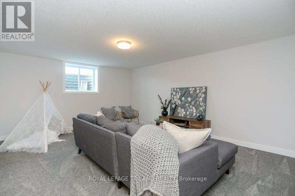 1 Harrow Lane, St. Thomas, Ontario  N5R 0P3 - Photo 38 - X12323876