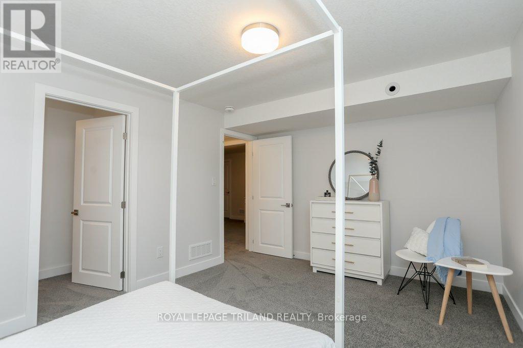 1 Harrow Lane, St. Thomas, Ontario  N5R 0P3 - Photo 42 - X12323876