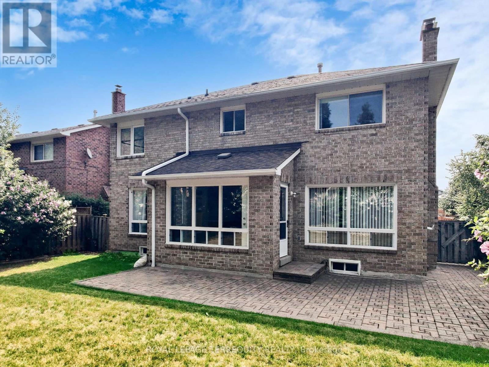 4 Mowat Court, Brampton, Ontario  L6Z 3E6 - Photo 23 - W12323703