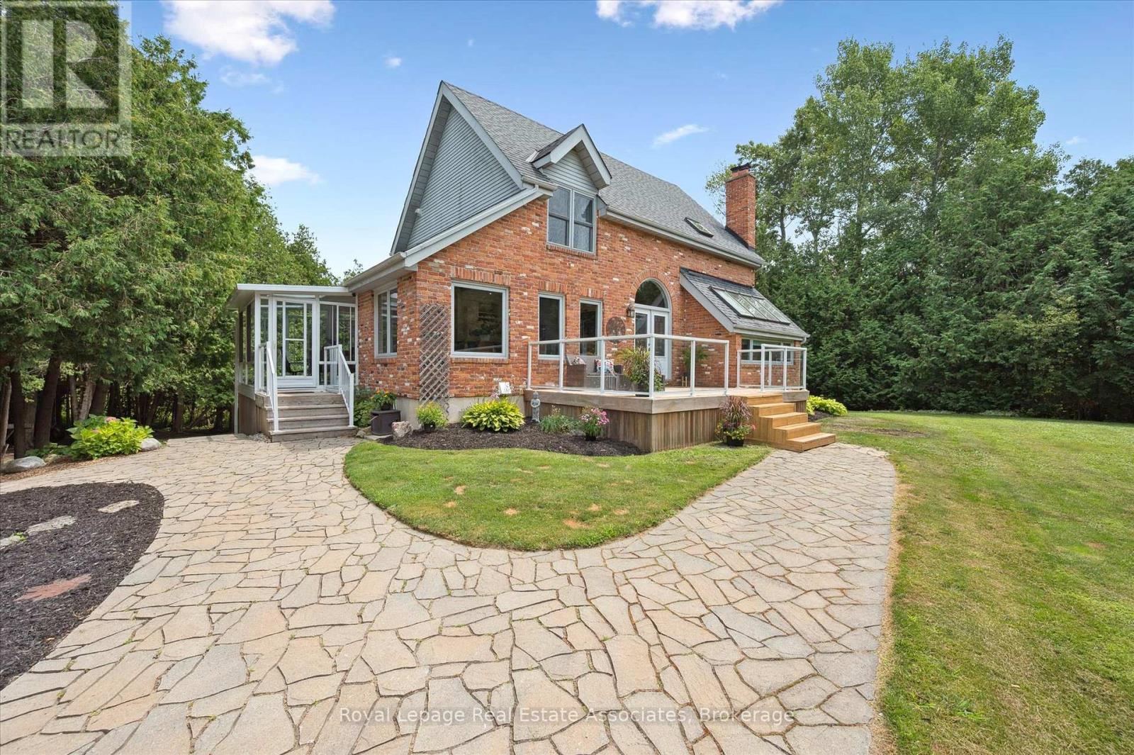 Property at 23 BROCK ROAD N image 3