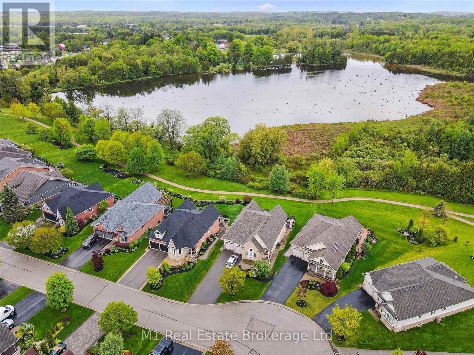 94 Aberfoyle Mill Crescent, Puslinch (Aberfoyle), Ontario  N1H 6H9 - Photo 50 - X12323932