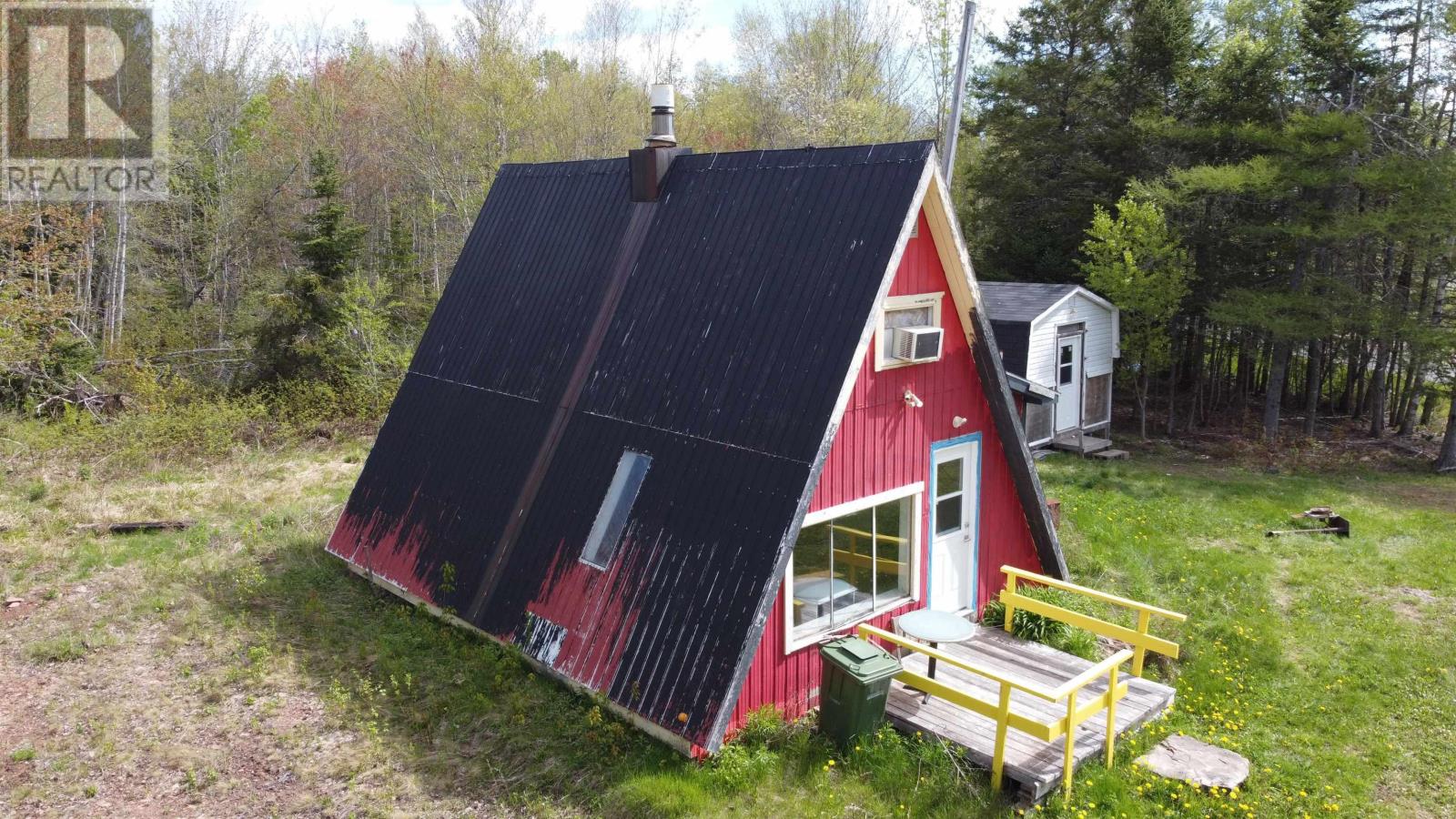 727 Four Mile Brook Road, Four Mile Brook, Nova Scotia  B0K 1H0 - Photo 4 - 202511968