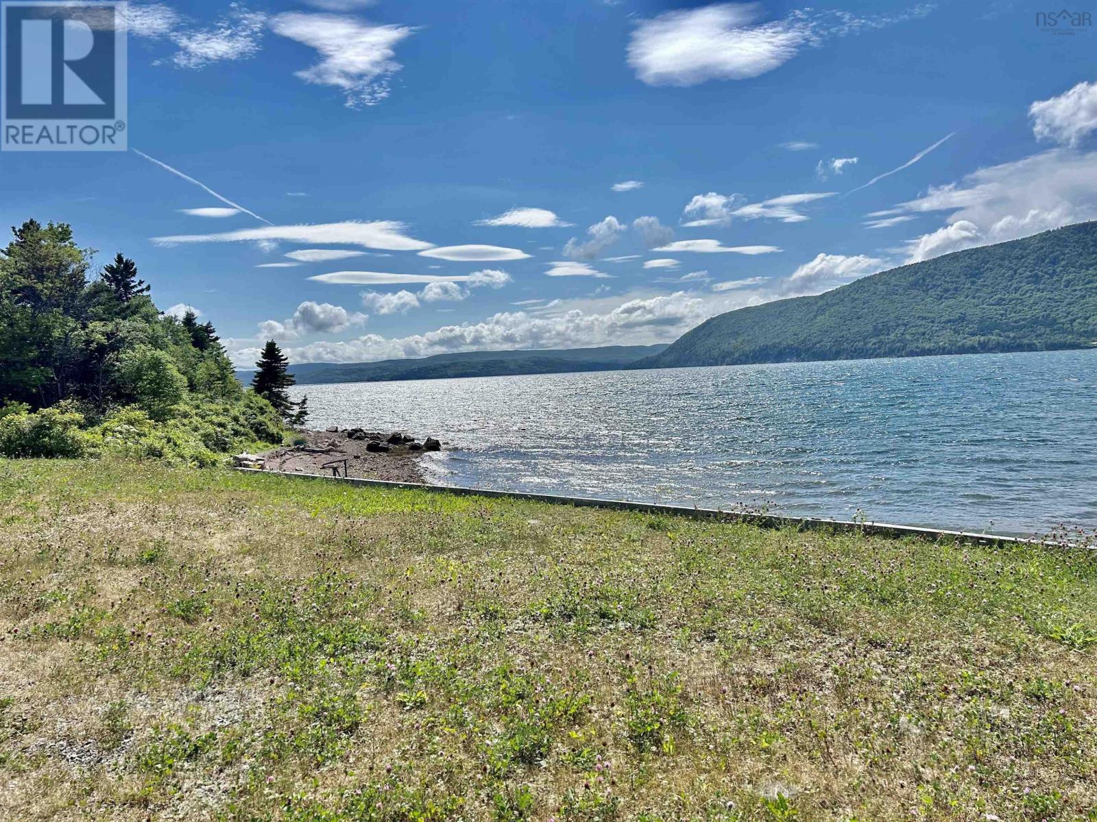 1081 Highway 312, Englishtown, Nova Scotia  B0C 1H0 - Photo 3 - 202515305