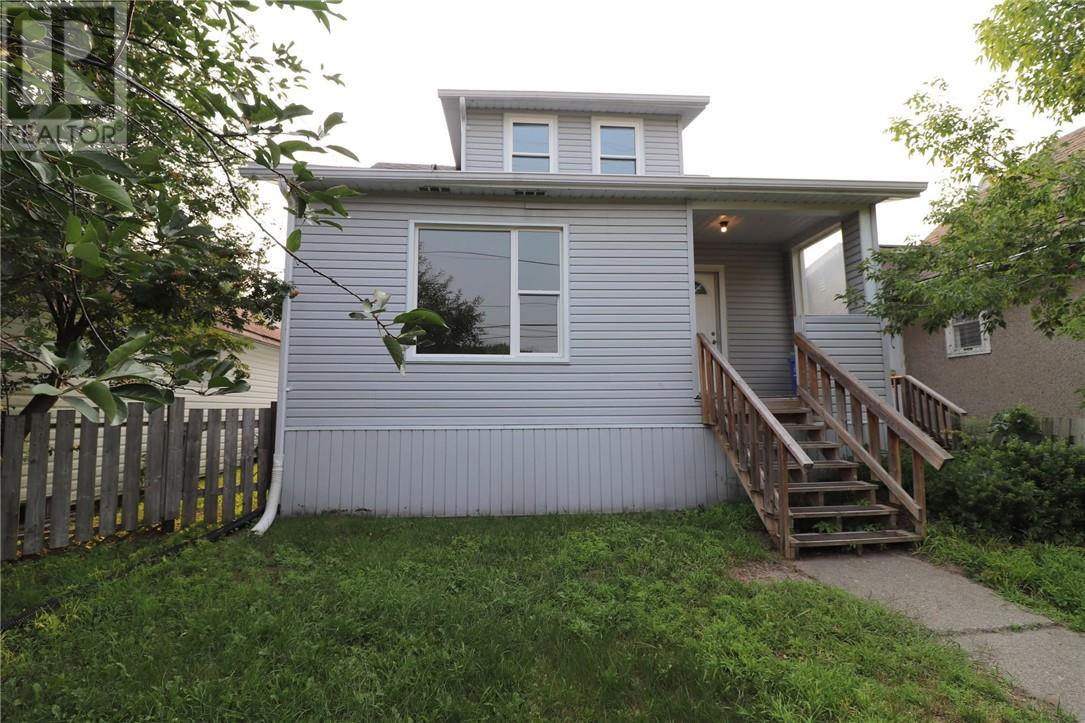 381 Melvin, Sudbury, Ontario  P3C 4X2 - Photo 1 - 2123935
