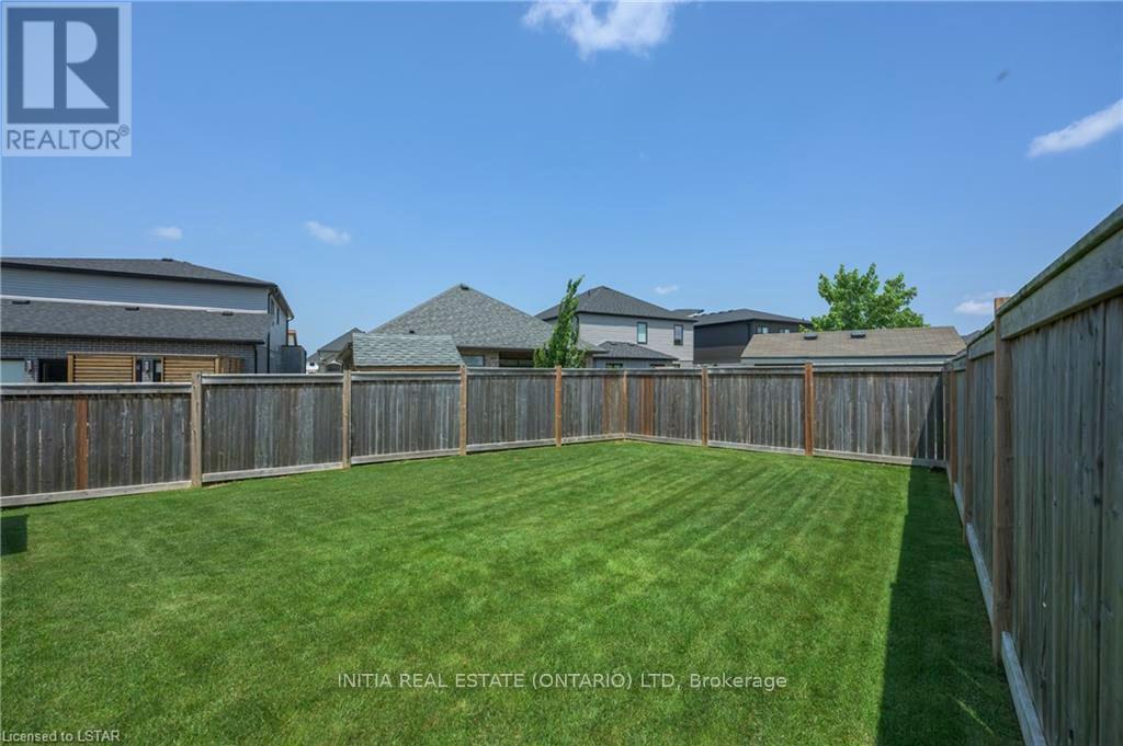 2711 Foxbend Link, London North, Ontario  N6G 5B4 - Photo 39 - X12323973