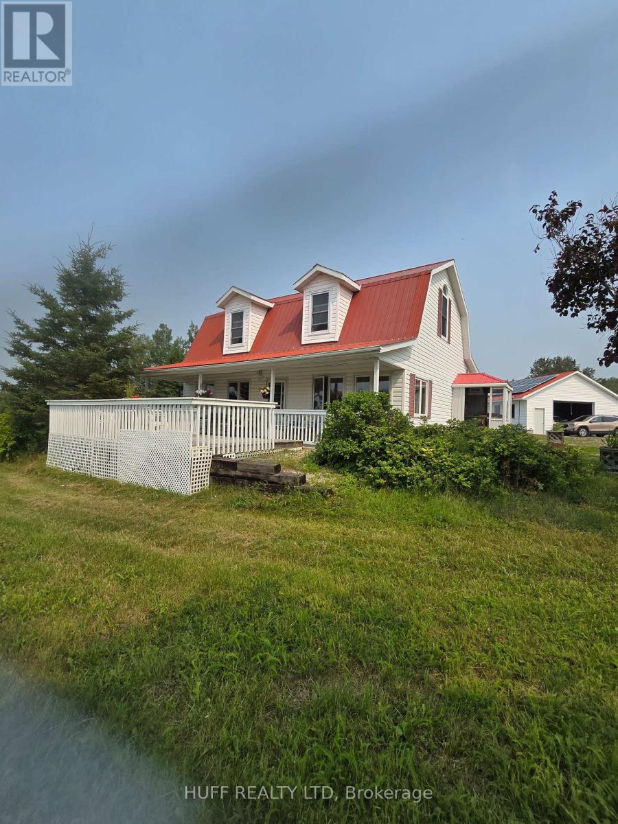 166185 MINI-FARM ROAD, Armstrong, Ontario