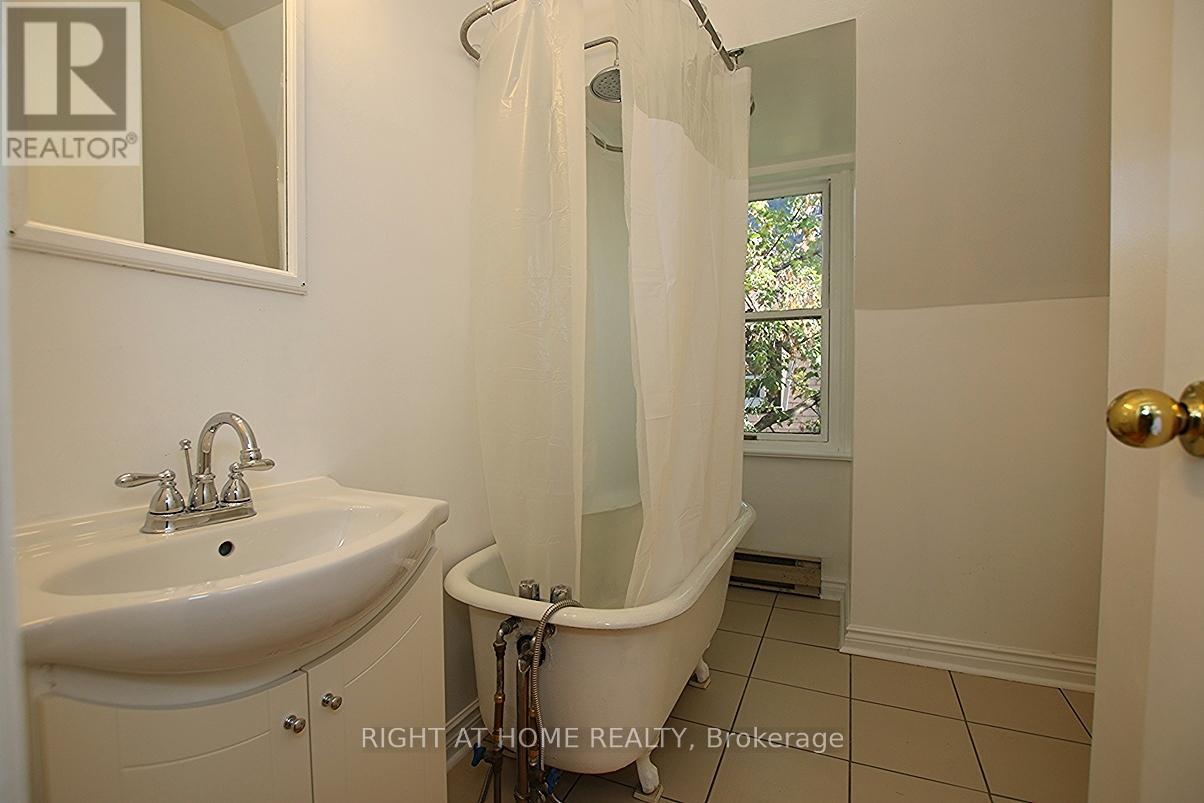 Apt. 5 - 294 Somerset Street W, Ottawa, Ontario  K2P 0J6 - Photo 13 - X12324005