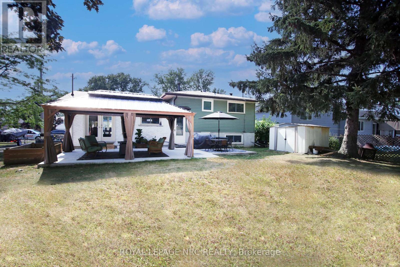 410 Lakeside Road, Fort Erie, Ontario  L2A 4X5 - Photo 32 - X12324030
