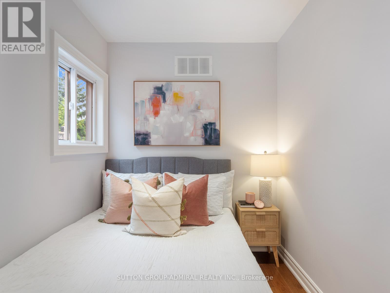 398 Crawford Street, Toronto, Ontario  M6J 2V9 - Photo 25 - C12323870