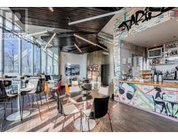 215 FORT YORK BOULEVARD, Toronto, Ontario