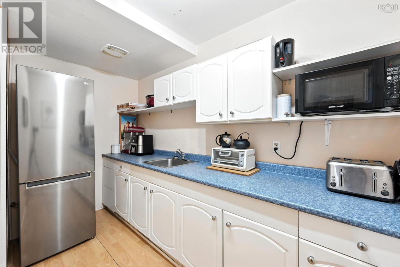 86 La Pierre Crescent, Dartmouth, Nova Scotia  B2W 5C8 - Photo 29 - 202519481
