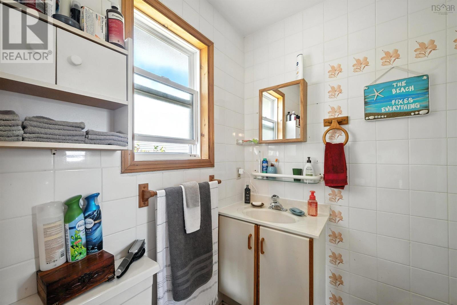 86 La Pierre Crescent, Dartmouth, Nova Scotia  B2W 5C8 - Photo 17 - 202519481