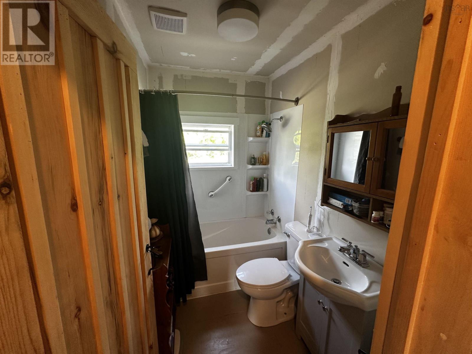 236 Cameron Road, Orangedale, Nova Scotia  B0E 2K0 - Photo 8 - 202518265