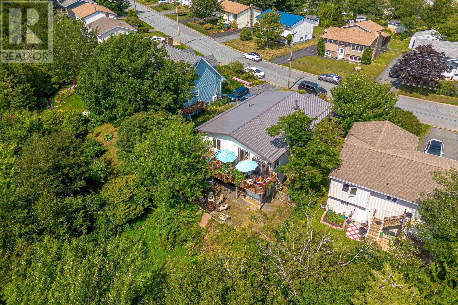 86 La Pierre Crescent, Dartmouth, Nova Scotia  B2W 5C8 - Photo 38 - 202519481