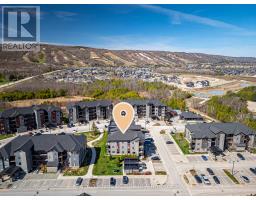 102 - 11 BECKWITH LANE, blue mountains, Ontario