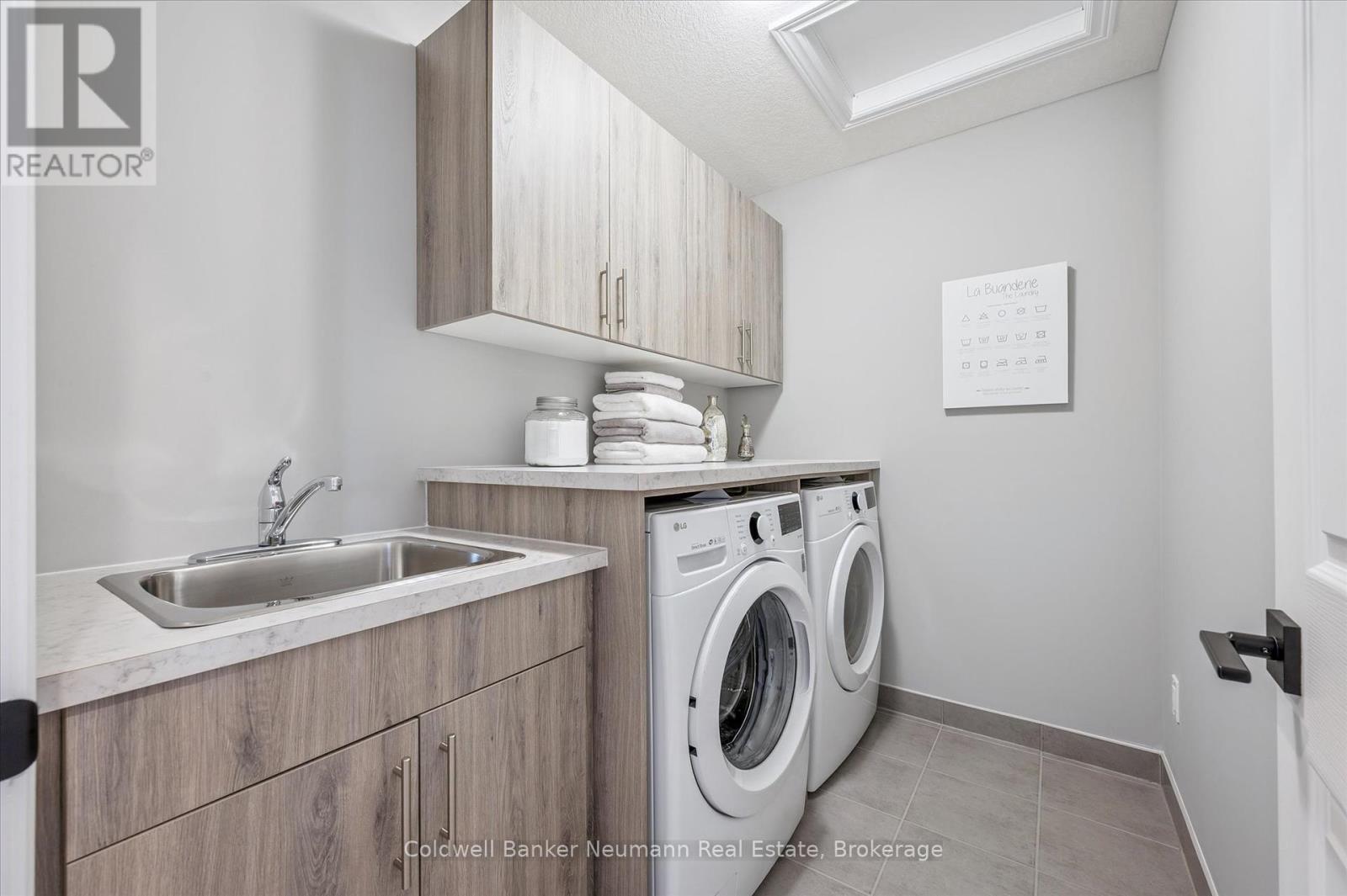 43 Everton Drive, Guelph, Ontario  N1E 0R9 - Photo 17 - X12323984