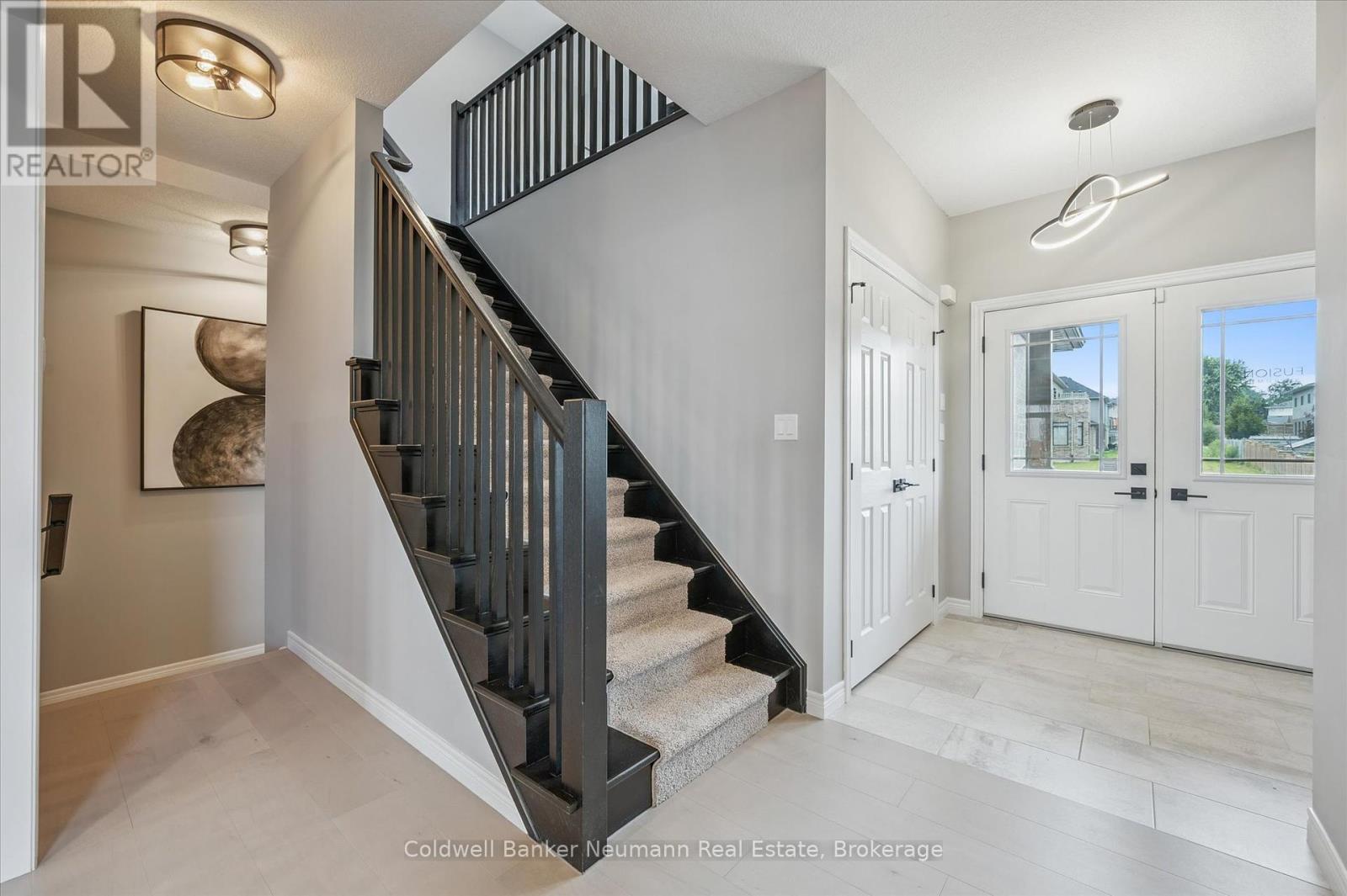43 Everton Drive, Guelph, Ontario  N1E 0R9 - Photo 7 - X12323984
