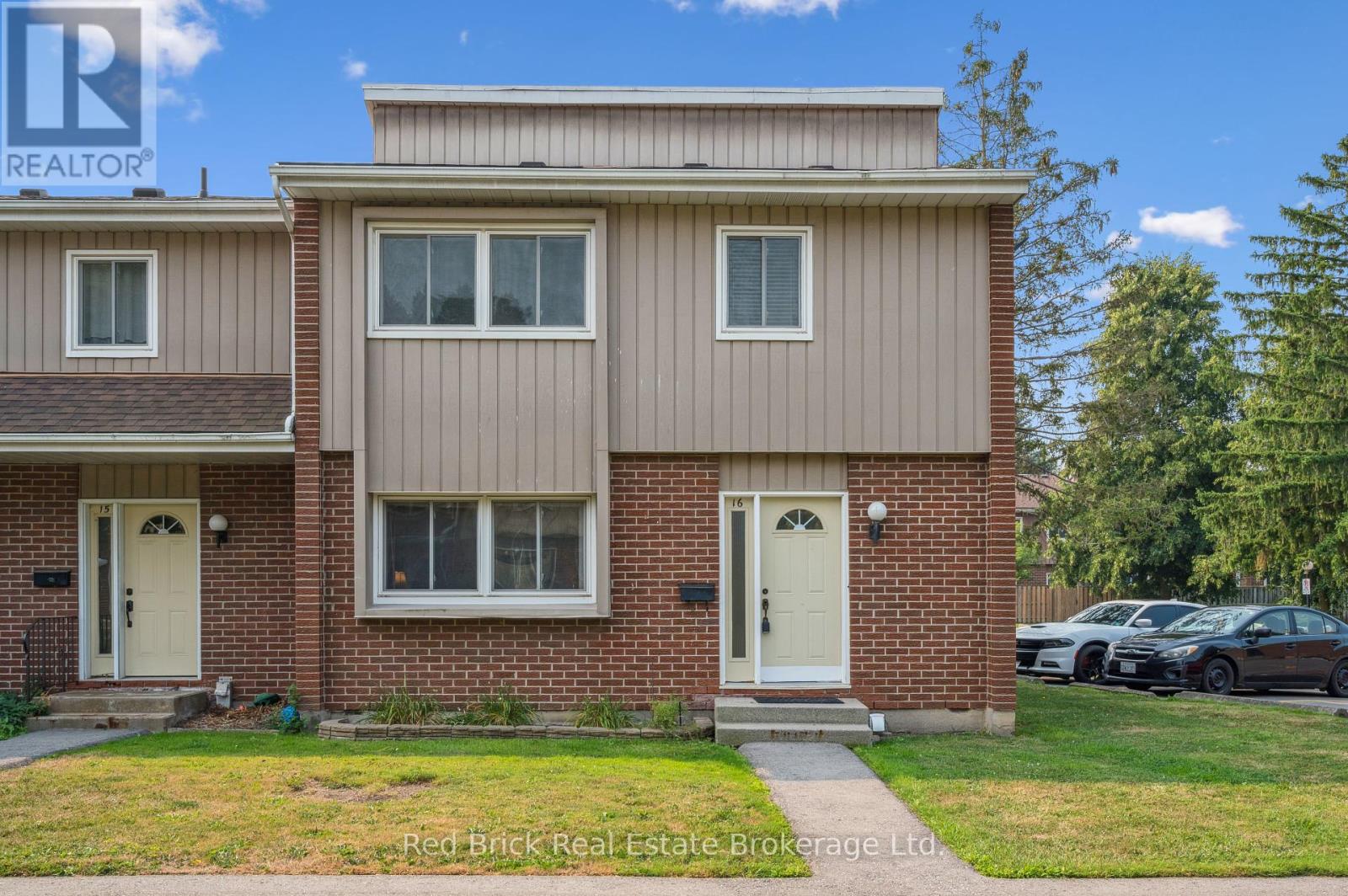 Property at 16 - 121 UNIVERSITY AVENUE E image 1