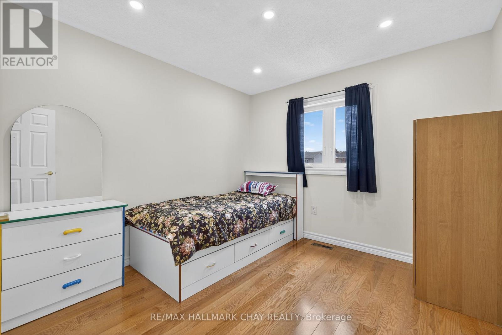 49 Mcknight Crescent, New Tecumseth, Ontario  L0G 1W0 - Photo 21 - N12323860