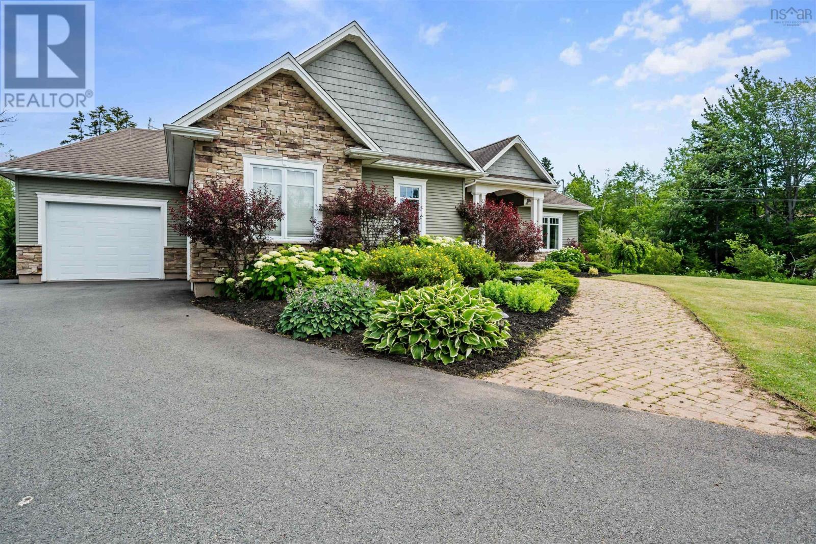 259 Dorsay Road, Amherst, Nova Scotia  B4H 3Y2 - Photo 17 - 202518059