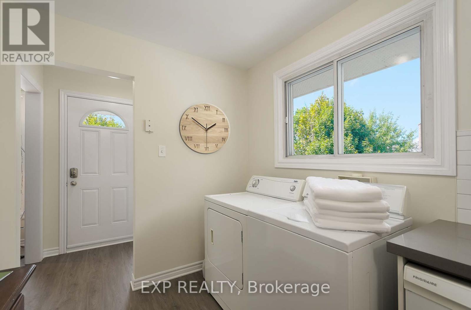 22a Bernick Drive, Barrie, Ontario  L4M 5J5 - Photo 21 - S12323781